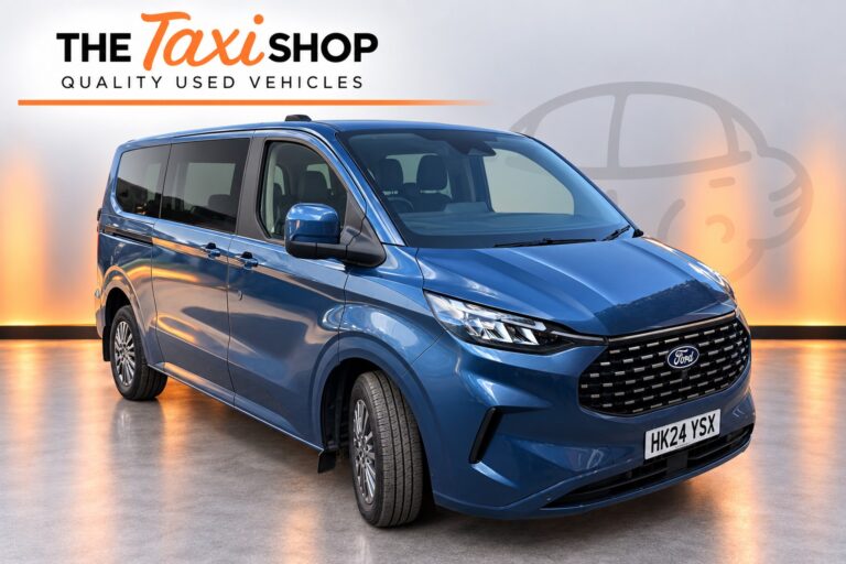 FORD TOURNEO CUSTOMER TITANIUM