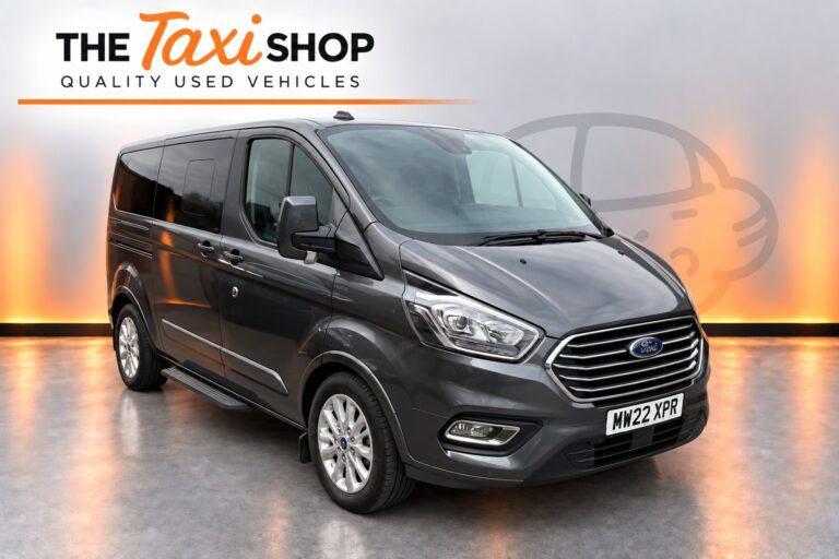 FORD TOURNEO CUSTOM TITANIUM